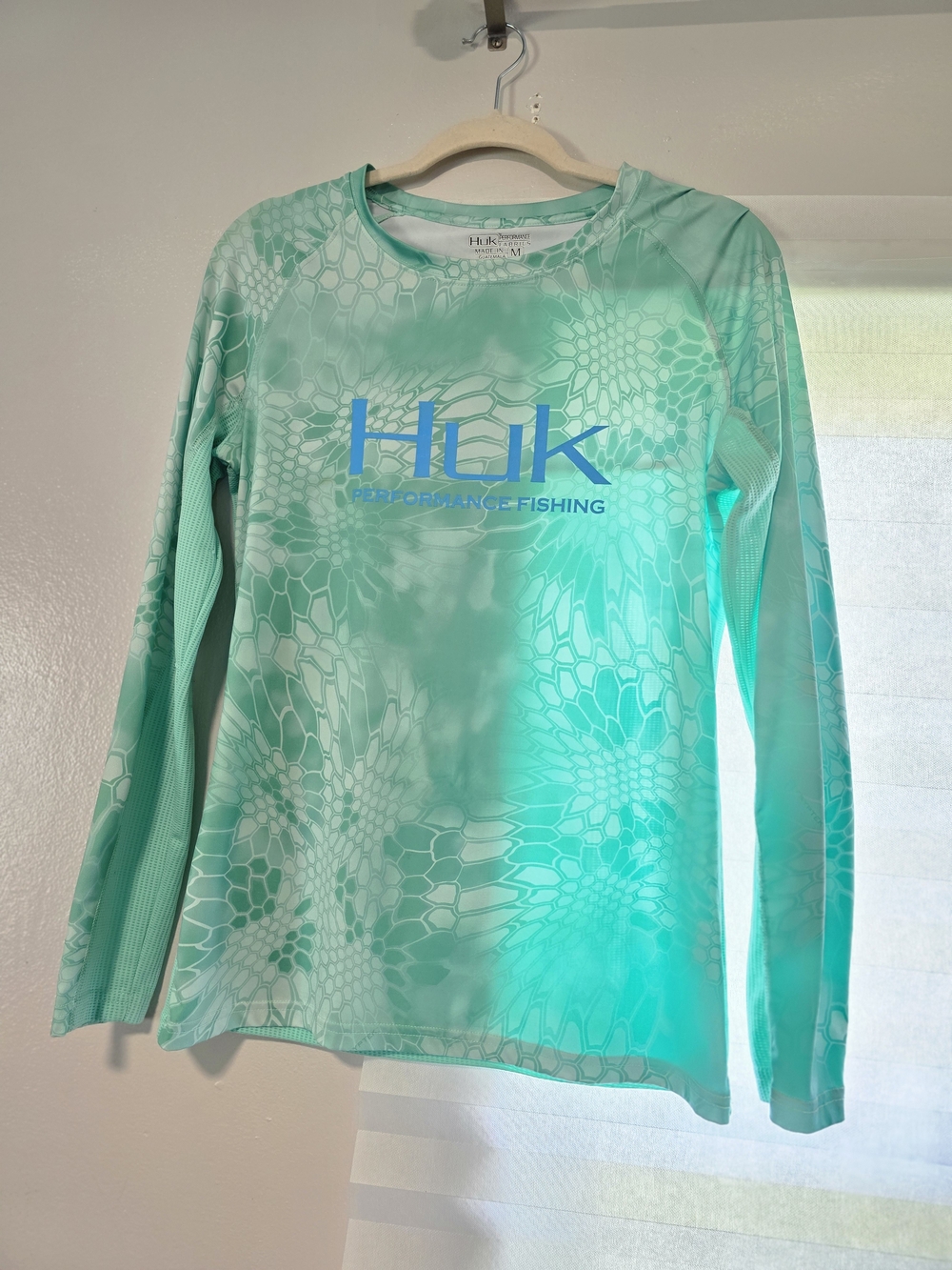 Womens Huk Fishing Shirt
